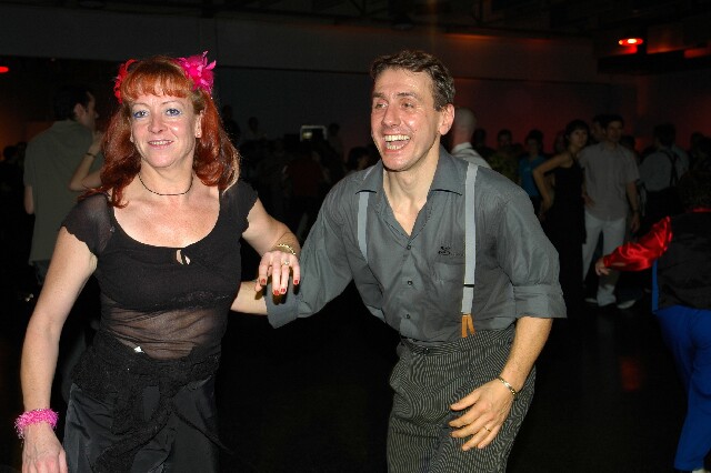 min 2005 11 12 fous swing 269